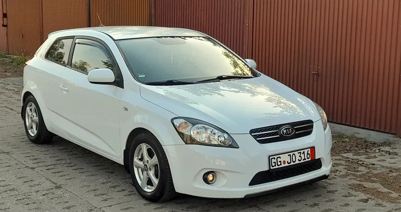 kia pro_cee'd Kia Pro_cee'd cena 7999 przebieg: 197915, rok produkcji 2011 z Tczew